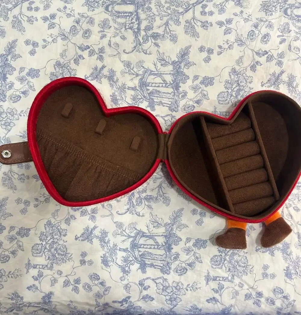 Pop Mart Crybaby Crying for Love Series Plush Heart Jewelry Box